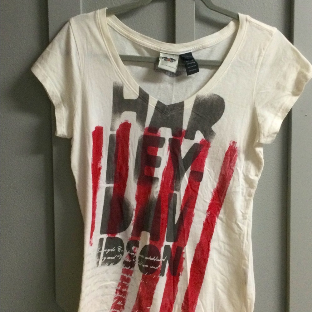 Harley Davidson V neck size M